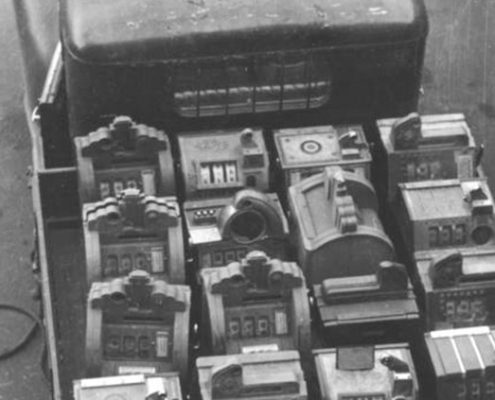 Truii data visualisation, analysis and management Poker machines loaded on a truck Brisbane 1944 crop